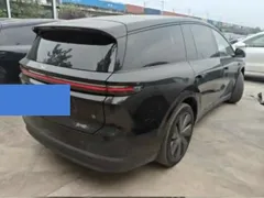 2025 Li Auto i8 Standard, чёрный — фото 6