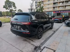 2024 Aito M7 1.5T RWD Smart Driving Pro 6-seat, чёрный — фото 8