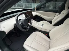 2025 Xiaomi YU7 4WD Max, белый — фото 4