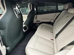 2025 Xiaomi YU7 4WD Max, белый — фото 6