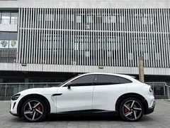 2025 Xiaomi YU7 4WD Max, белый — фото 7