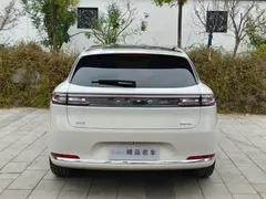 2025 Aito M5 EREV Ultra 4WD, белый — фото 7