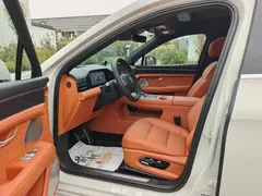 2025 Aito M5 EREV Ultra 4WD, белый — фото 9