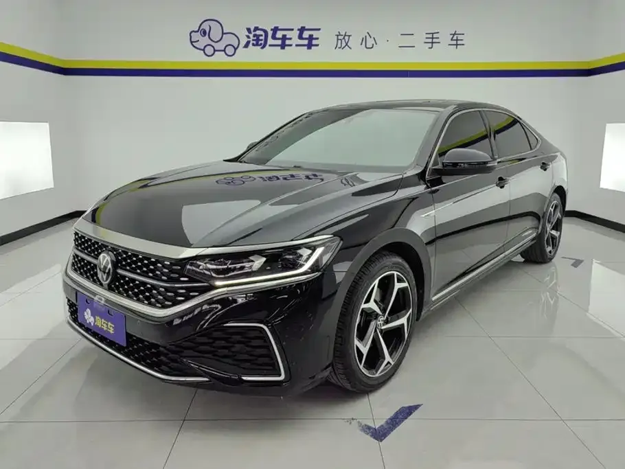 2023 Volkswagen Passat 330TSI Starry Elite