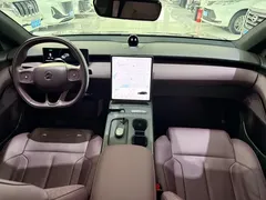 2024 Nio ET5T 75kWh Touring, чёрный — фото 13