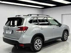 2022 Subaru Forester 2.0i AWD Luxury EyeSight — фото 4