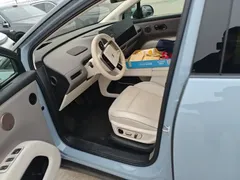 2025 Li Auto i8 Standard, синий — фото 3