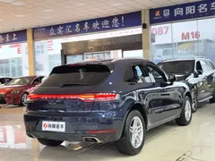 2021 Porsche Macan 2.0T, синий — фото 6