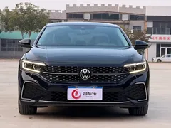 2022 Volkswagen Passat 330TSI Luxury, чёрный — фото 2