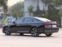 2022 Volkswagen Passat 330TSI Luxury, чёрный — фото 18