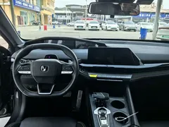 2022 Changan UNI-V 1.5T Sport — фото 6