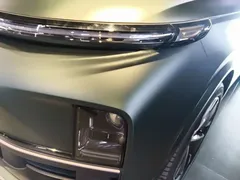 2025 Li Auto L9 Smart Refresh, зелёный — фото 24