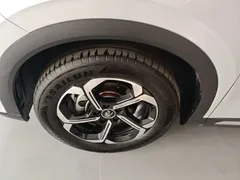 2025 BYD Yuan PLUS Smart Driving 510km Leading, белый — фото 23