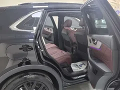 2025 Hongqi HS5 2.0T 4WD Xuanying, чёрный — фото 14