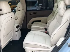 2025 Li Auto i8 Standard, синий — фото 6