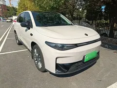2024 Leapmotor C10 210 Smart — фото 4