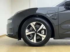 2022 Zeekr 001 Long Range Dual Motor WE EV, чёрный — фото 5