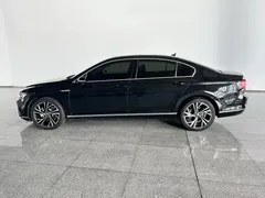 2020 Volkswagen Magotan 330TSI DSG Luxury, чёрный — фото 2
