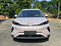 2026 BYD Sea Lion 05 DM-i PHEV 220 — фото 2