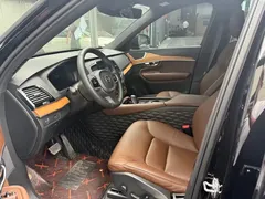 2021 Volvo XC90 7-seat, чёрный — фото 4