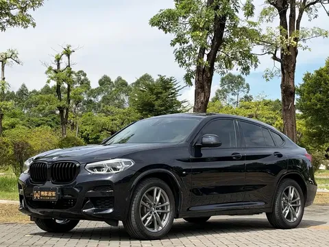 2021 BMW X4 25i M Sport Package