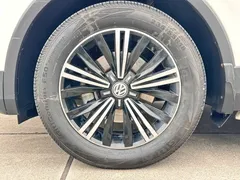 2019 Volkswagen Tiguan L 280TSI AT 2WD Panoramic Comfort, белый — фото 8