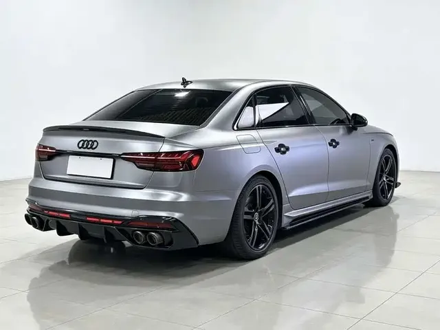 2022 Audi A4L 40 TFSI Luxury Sport