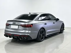 2022 Audi A4L 40 TFSI Luxury Sport — фото 4