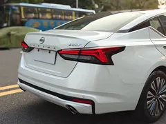2022 Nissan Teana 2.0L XL-TLS, белый — фото 21