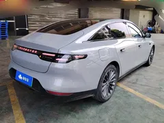 2024 Leapmotor C01 EREV 316 Premium — фото 3
