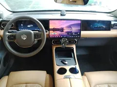 2024 Leapmotor C01 EREV 316 Premium — фото 12