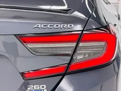 2022 Honda Accord 260TURBO Premium — фото 23