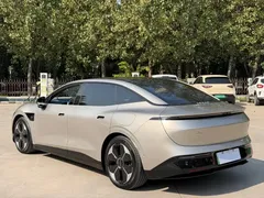 2025 Zeekr 007 RWD Smart Driving 75kWh — фото 9