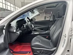 2023 Hyundai Elantra 1.5L CVT LUX Premium, белый — фото 9