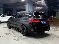 2022 BMW X5 40Li Premium M Sport Package, чёрный — фото 10