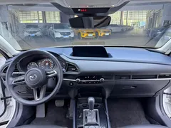 2021 Mazda CX-30 2.0L AT, белый — фото 10
