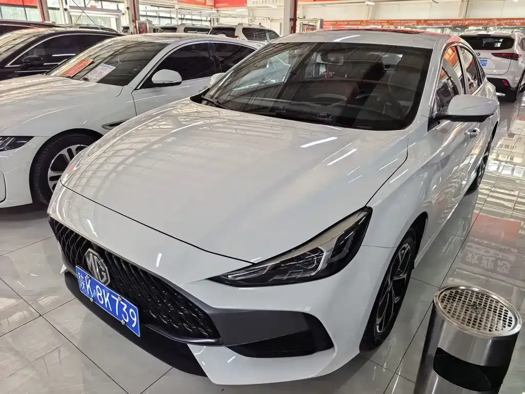 2022 MG MG5 180DVVT CVT Luxury