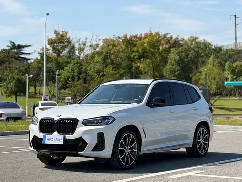 2022 BMW X3 Leading M Night Package