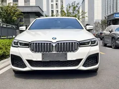 2022 BMW 5 Series 525i M Sport Package, белый — фото 5
