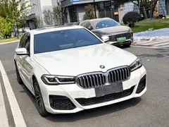 2022 BMW 5 Series 525i M Sport Package, белый — фото 6