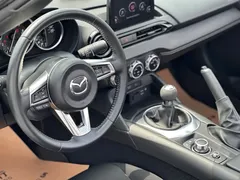 2023 Mazda MX-5 2.0L MT, белый — фото 10