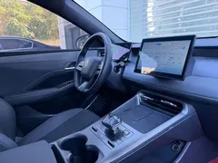 2025 BYD Qin PLUS DM-i PHEV Smart Driving 55km Leading, белый — фото 8