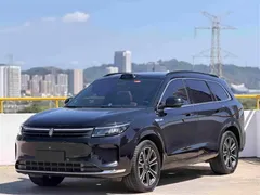 2024 Aito M7 1.5T Smart Driving 4WD Ultra 5-seat, чёрный — фото 1