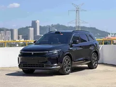 2024 Aito M7 1.5T Smart Driving 4WD Ultra 5-seat, чёрный — фото 12