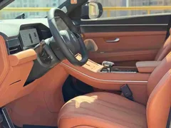 2024 Aito M7 1.5T Smart Driving 4WD Ultra 5-seat, чёрный — фото 15