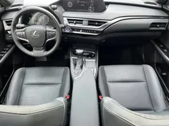 2020 Lexus UX 260h, белый — фото 7