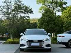 2020 Audi A4L 40 TFSI Fashion, белый — фото 2