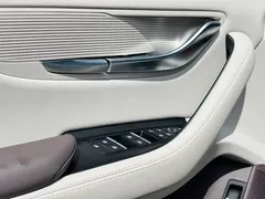 2025 BYD Song PLUS EV 605km Flagship, белый — фото 7