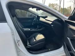 2021 Mazda 3 2.0L AT, белый — фото 8