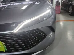 2024 BYD Qin L PHEV 80km Leading — фото 24